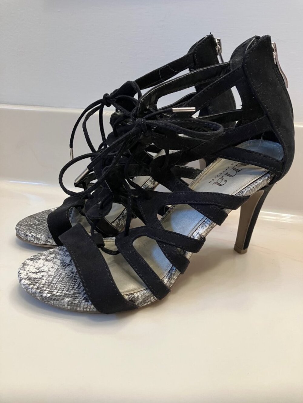 Worn Ana A new approach Black Sandals w/Back Zipper 3.5" Heel
